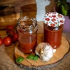 Schraubverschlüsse mit Tomatenmuster 66/4 10 St. - 8 ['weißer Schraubverschluss', ' buntes Tomatenmuster', ' Pasteurisierung', ' Kontrolle des Prozesses', ' Aufbewahrung', ' Größe fi Tomaten 66', ' Dekoration der Speisekammer', ' Schraubverschlüsse für die Pasteurisierung', ' Schraubverschlüsse Gemüse', ' Schraubverschlüsse Tomaten']