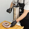 Vertikaler Wurstfüller 5 kg - 13 ['wurstfüller edelstahl', ' wurstfüller 5 l', ' wurstmaschine edelstahl', ' sausage stuffer', ' wurstfüller', ' wurstmaschine wurstfüller', ' wurstfüllmaschine manuell', ' stuffer maschine', ' stufferkugel', ' vertikales Stuffer']