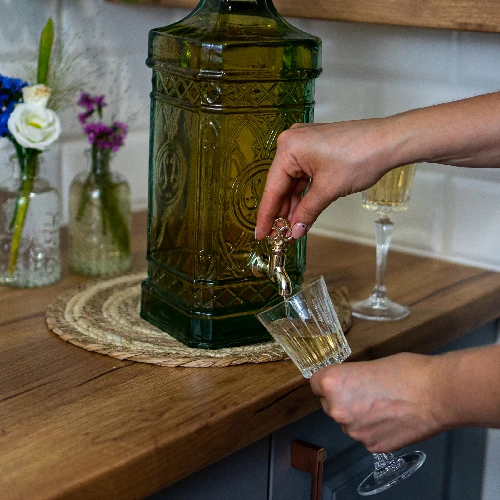 3 l Flasche mit Hahn TURM - 4 ['Alkoholflasche', ' dekorative Alkoholflaschen', ' Glasflasche für Alkohol', ' Flaschen für Selbstgebrannten für die Hochzeitsfeier', ' Flasche für Likör']