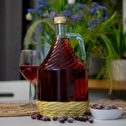 Korbflasche 2 l, Dame mit einem Schraubverschluss - 3 ['Weinballon', ' Ballon für Wein', ' Weinflasche', ' Flasche für Wein', ' Ballon für Wein 50 l', ' Ballon für Wein 50 l Castorama', ' Wein Ballon', ' Wein Ballon Castorama', ' Weinballon in Bast', ' Weinballon im Bastkorb ']