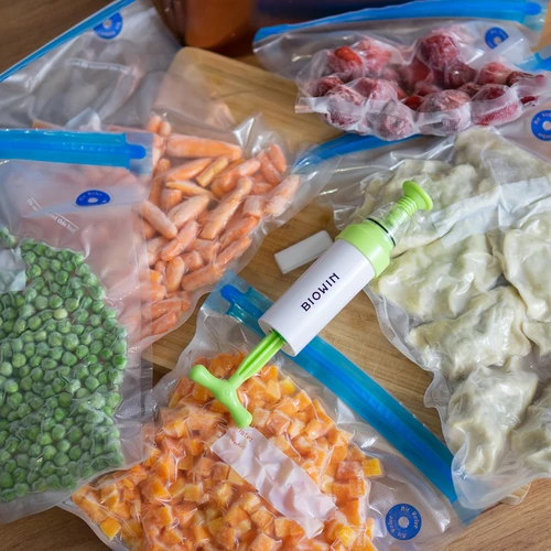 Set zur Vakuumverpackung - manuell - 9 ['Vakuumverpacken von Lebensmitteln', ' Pumpe für das Vakuumverpacken', ' Tasche für das Vakuumverpacken', ' Vakuumtasche', ' vakuumverschlossene Tasche']