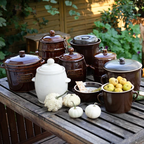 Steinzeuggefäß mit Wasserrille und Deckel 20 L - 4 ['Topf für Milchsäuregärung von Kraut', ' Topf für Milchsäuregärung von Gurken', ' Topf für Milchsäuregärung', ' Topf für Milchsäuregärung von Kraut mit Wassermantel', ' Topf für Milchsäuregärung von Kraut 50 l', ' Topf für Milchsäuregärung von Kraut mit Flansch 20 l', ' Tontopf für Milchsäuregärung', ' Bolesławiec Töpfe für Milchsäuregärung', ' Topf für Milchsäuregärung von Kraut Castorama', ' Tontopf für Milchsäuregärung von Kraut 10 l', ' rustikaler Topf']