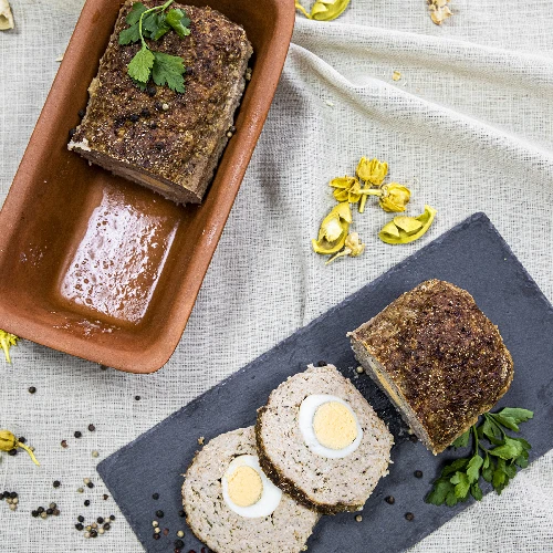 Tonbräter 2 L - 7 ['zum Braten von Fleisch', ' zum Backen von Brot', ' Tontopf', ' Backen ohne Anbrennen', ' fettfrei kochen', ' gesund kochen', ' als Geschenk', ' zum Muttertag', ' für Kuchen']