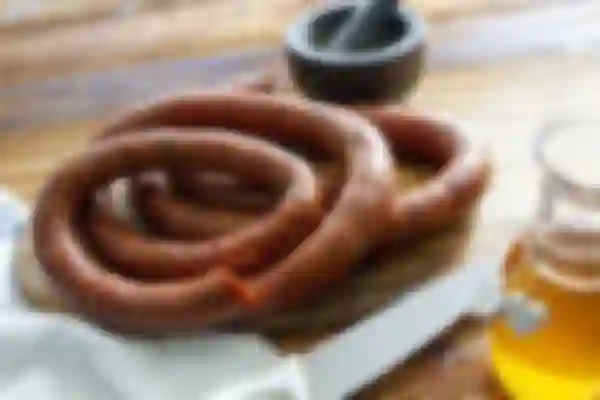 Hausgemachte Knoblauchwurst